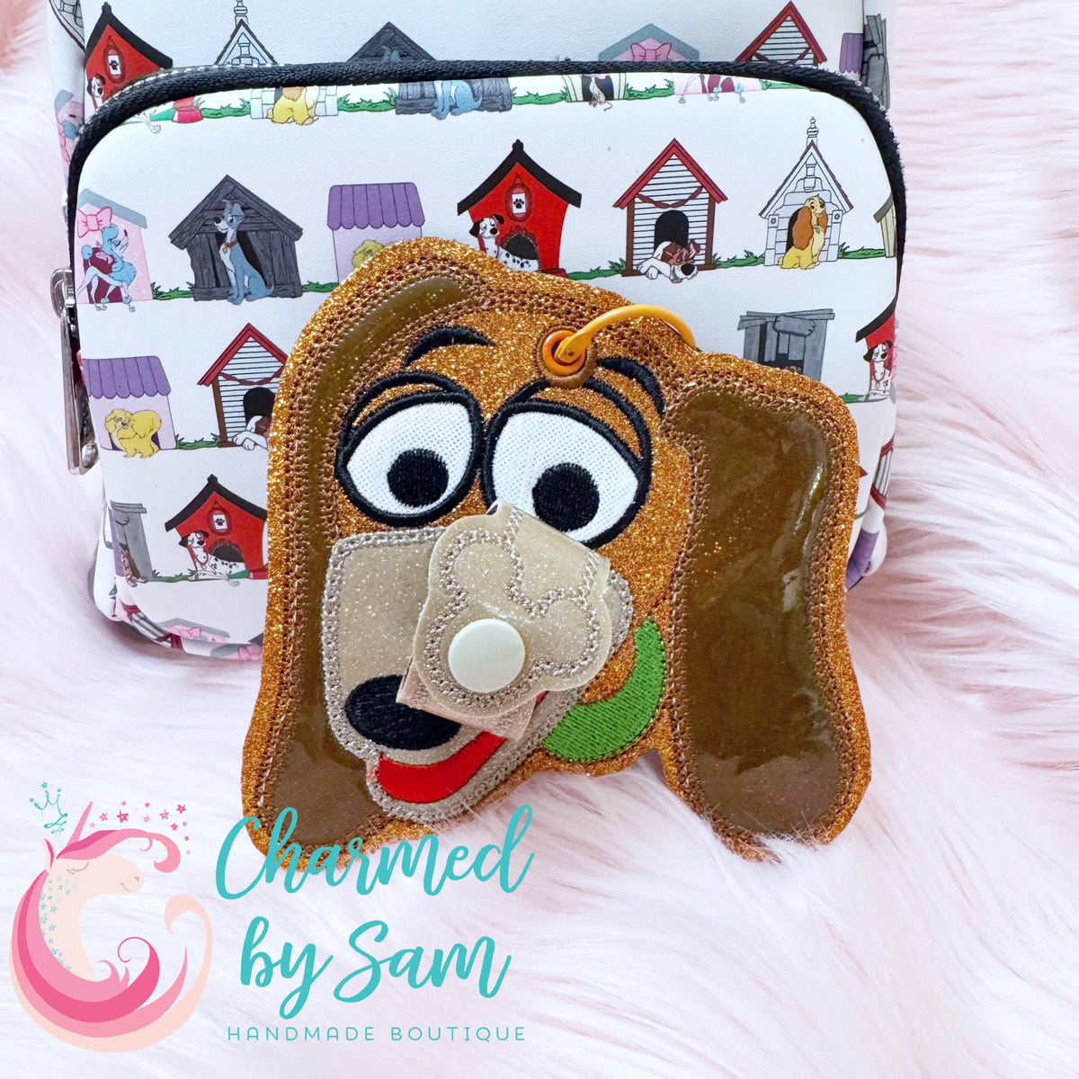 Slinky Dog Ears Holder