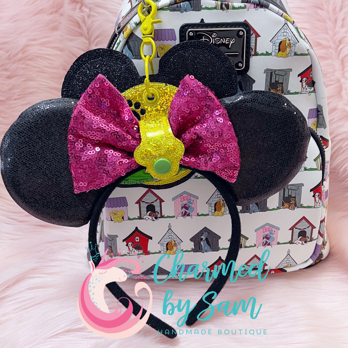 Pluto Dog Ears Holder